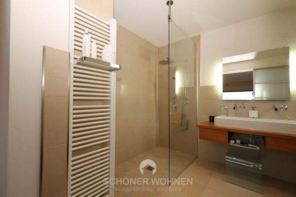 EG | hochwertiges Bad 