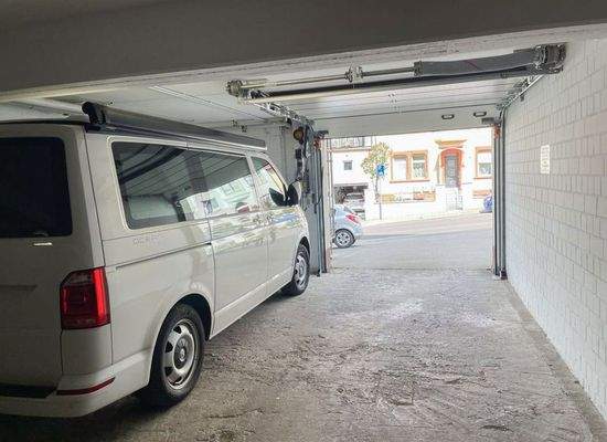 Tiefgaragenstellplatz