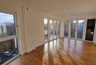 Helle Berliner Wohnung