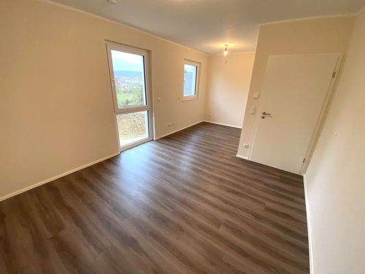 Schlafzimmer mit Ankleide OG