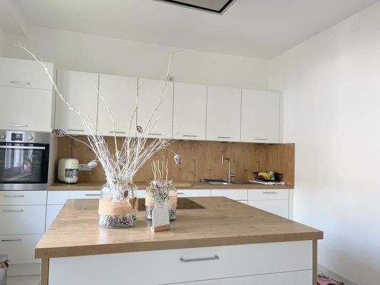 Offene Küche mit EBK