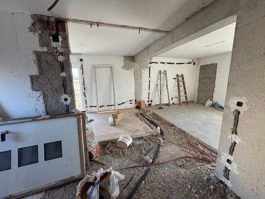 Wohnraum mit offener Küche