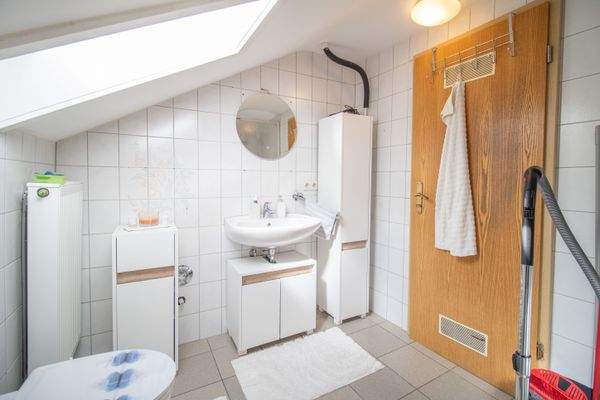 Tageslichtbad mit Dusche