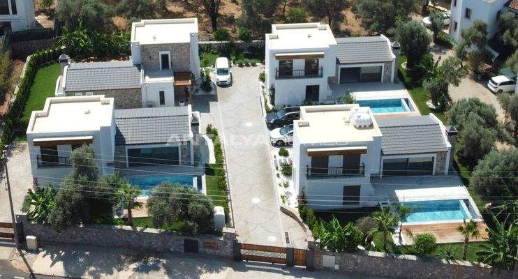 Stylish Villas with Private Pool and Garden in Bodrum