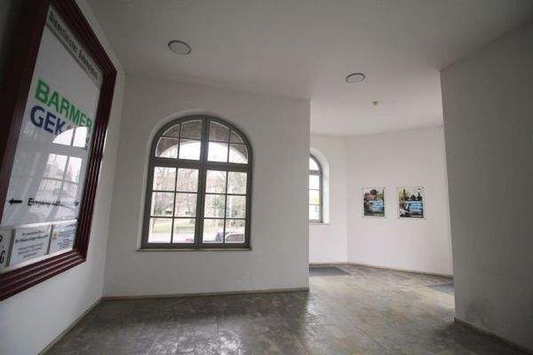 Foyer, Eingangsbereich zum Treppenhaus/Lift