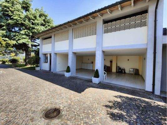 Wohnung mit Garten in Stilvilla in Mortegliano