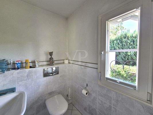 Gäste-WC Erdgeschoss