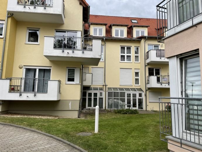 Attraktive 3-Raum-Wohnung mit Balkon und Stellplatz
