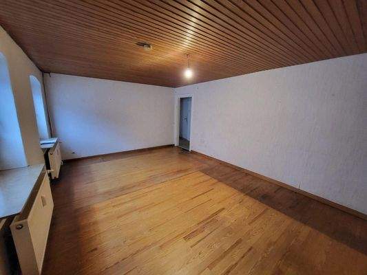 1.OG 3 Zimmer 800,00€ KM