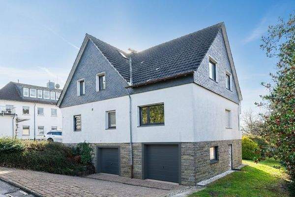 Außenansicht (Tore KI)