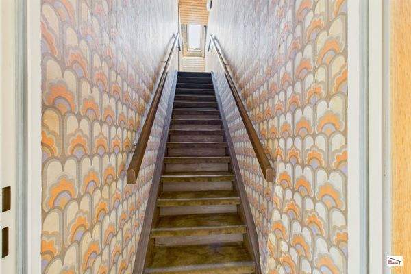 Treppe zum Dachgeschoss