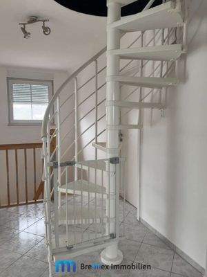 Wendeltreppe zum Dachgeschoss