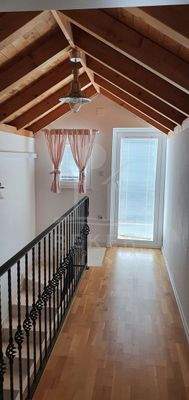 Insgesamt drei Schlafzimmer