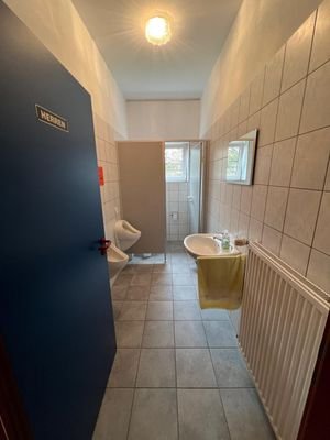 WC EG