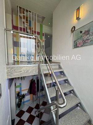 Treppenaufgang, Bild 1 