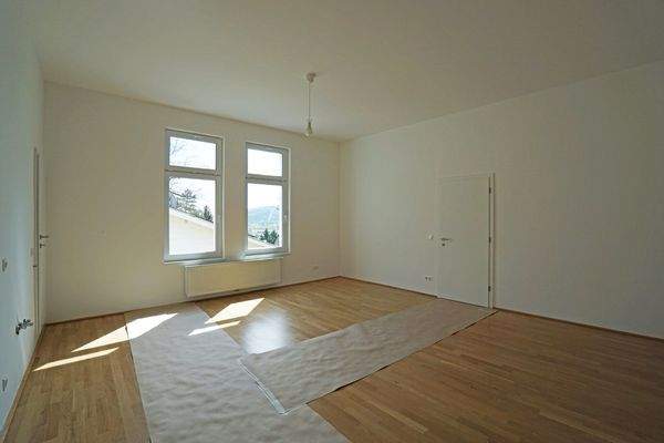 Wohnzimmer mit Küchenanschlüssen