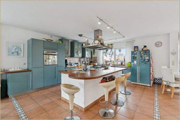 Küche mit Kochinsel