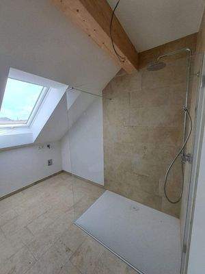 Gästebad m. Dusche und Anschluss WT.jpg