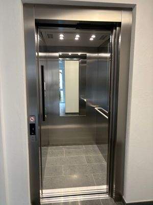 Fahrstuhl.jpg