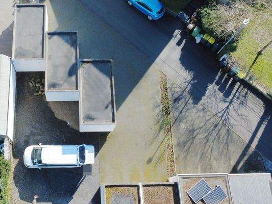 Luftbild Grundstück / Garagen 