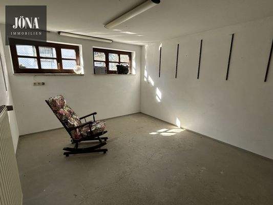 Kellerraum mit separatem Zugang