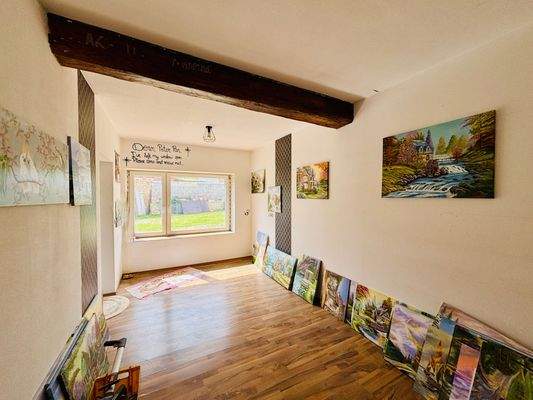 Wohnzimmer Gästehaus.JPG