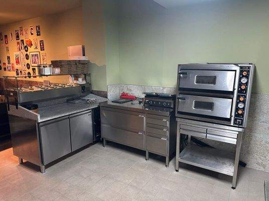 Küche / Pizzastation