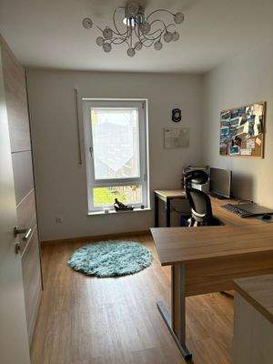 Kinderzimmer oder Büro 