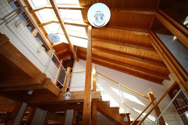 Treppenhaus mit Galerie