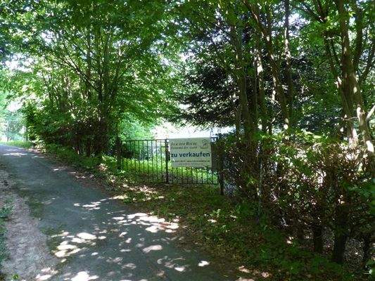 Zufahrt zum Grundstück 