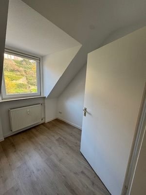 Ankleide oder Arbeitszimmer 1