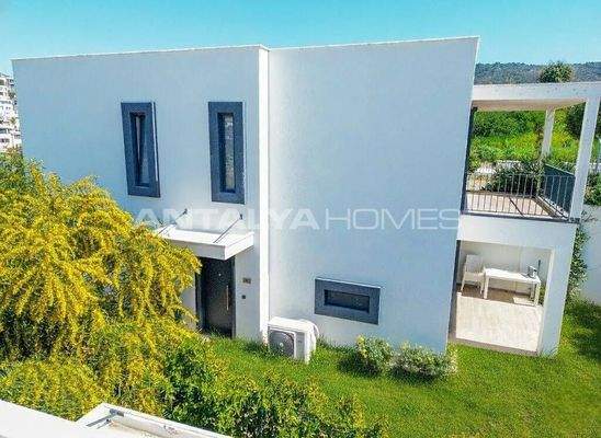 Elegant Apartments Near the Sea and Amenities in Bodrum