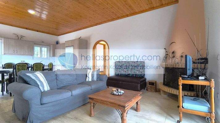 a51e977aaece40988d25f83b6869924d-original