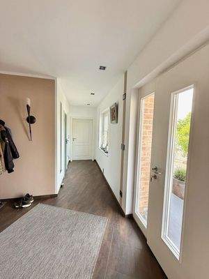 Flur zum Hauswirtschaftsraum