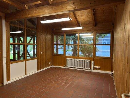 Impressionen von den Büroräumen im Erdgeschoss