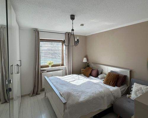 Kind (als Elternzimmer genutzt)