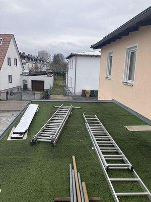 Über der Garage ist begehbar 