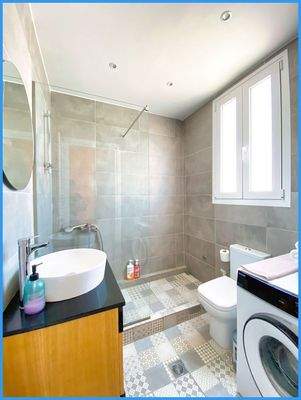 578322fd806541af979090fb0cf59923-original