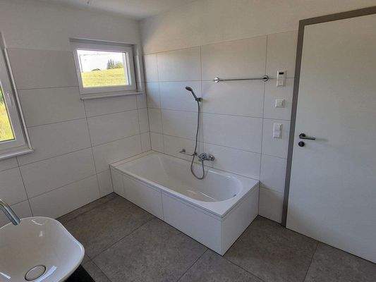 niedriger Wanneneinstieg.jpg