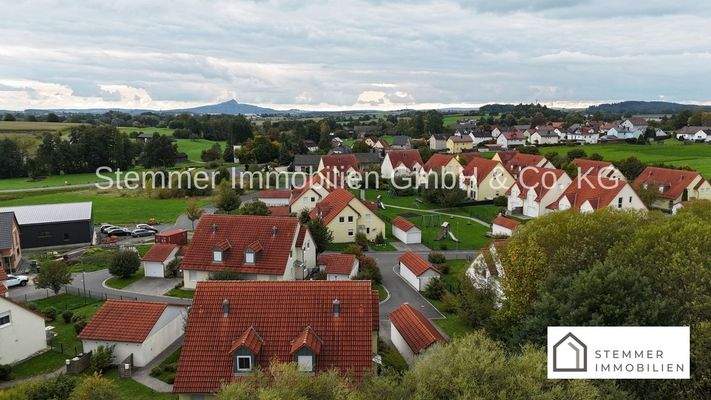 Stemmer Immobilien_Doppelhaushälften, Kulmain_Kemnath_Bilder Spielplatz4