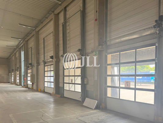 Innenansicht Andienung - JLL