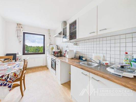 CAM04062G0-PR0043-STILL007