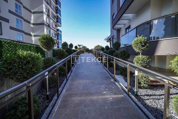 Apartments with Sea View Near the Beach in Antalya Alanya