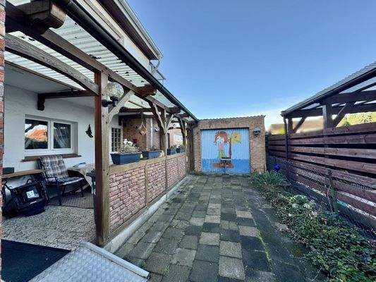 Blick auf die Garage