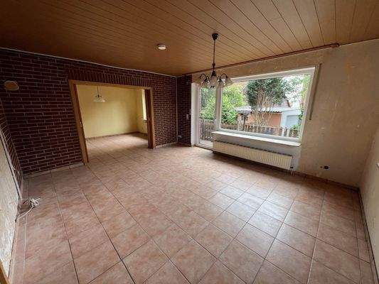 EG helles Wohn- und Esszimmer.JPG