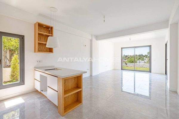 Single-Story Villas near the Beach in Bodrum Kadıkalesi