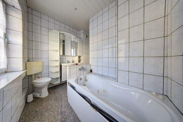Badezimmer im EG