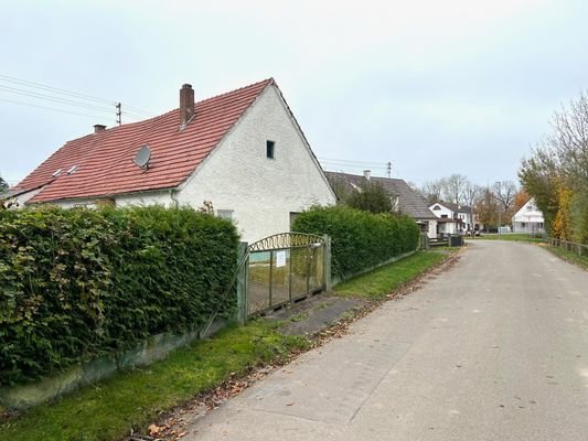 Straßenansicht.jpg