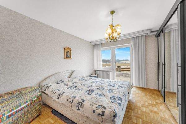 Schlafzimmer im Untergeschoss