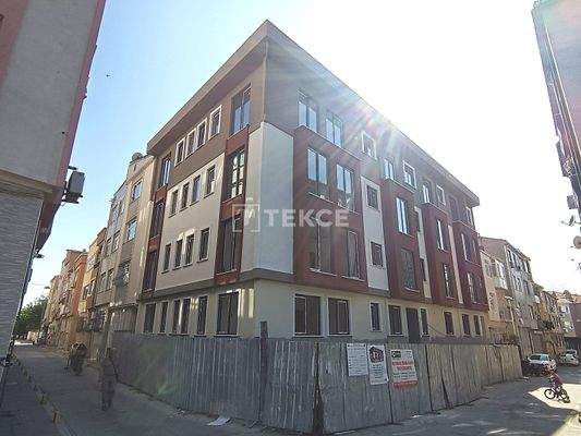 New Apartments for Sale with Open Kitchen in Fatih, İstanbul